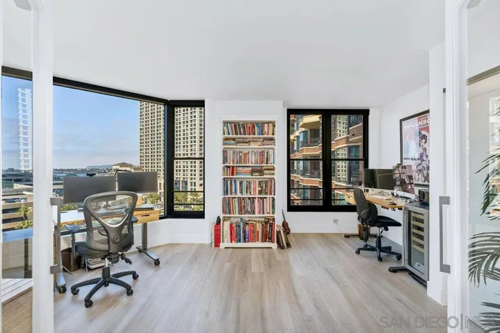 500 W. Harbor Dr. #1010, San Diego, California 92101