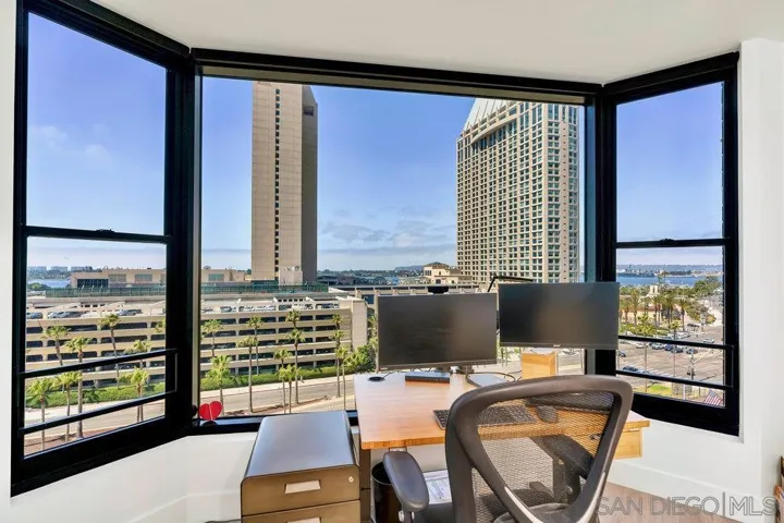 500 W. Harbor Dr. #1010, San Diego, California 92101