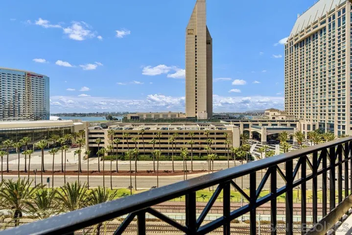 500 W. Harbor Dr. #1010, San Diego, California 92101