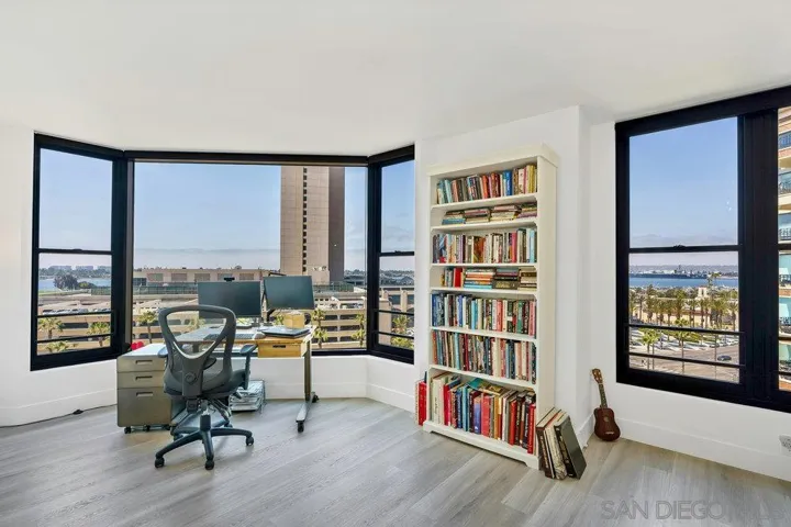 500 W. Harbor Dr. #1010, San Diego, California 92101