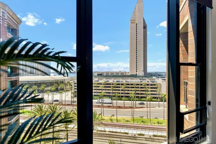 500 W. Harbor Dr. #1010, San Diego, California 92101