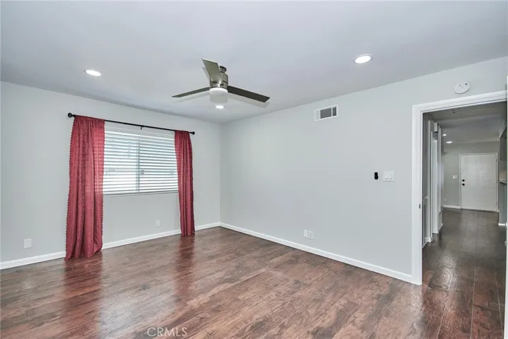 565 W Greenwood Avenue 25, La Habra, California 90631