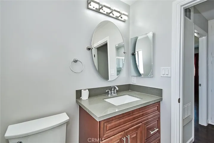565 W Greenwood Avenue 25, La Habra, California 90631