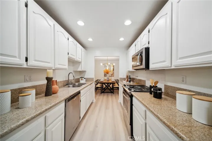 5718 Ravenspur Drive 306, Rancho Palos Verdes, California 90275