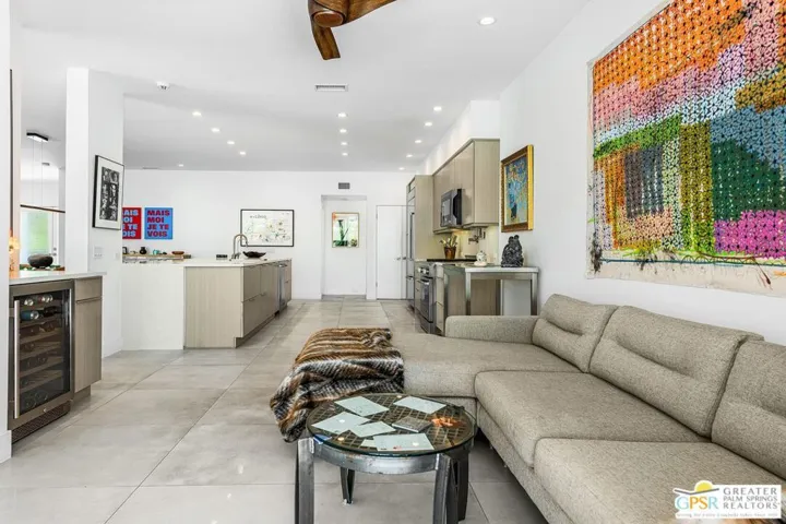 605 E Sierra Way, Palm Springs, California 92264