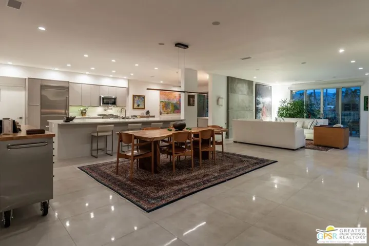 605 E Sierra Way, Palm Springs, California 92264