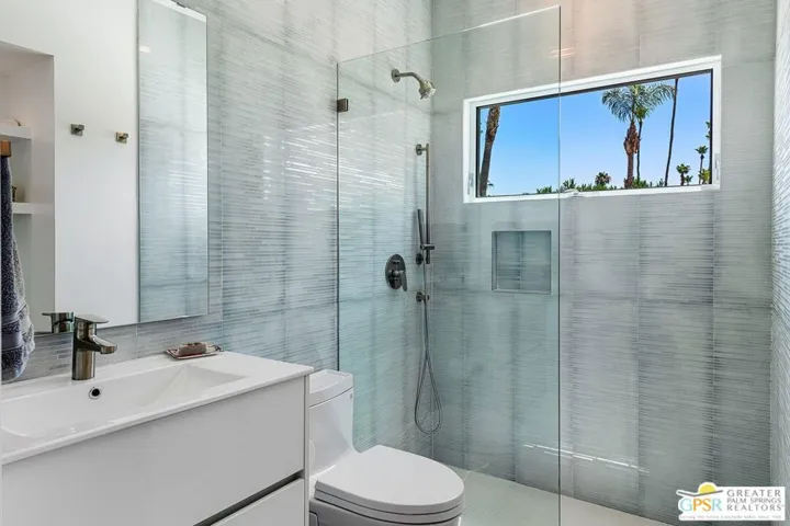605 E Sierra Way, Palm Springs, California 92264