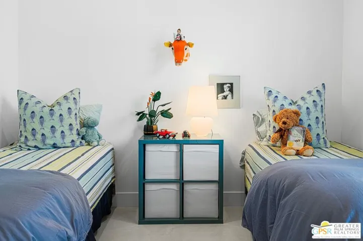 605 E Sierra Way, Palm Springs, California 92264