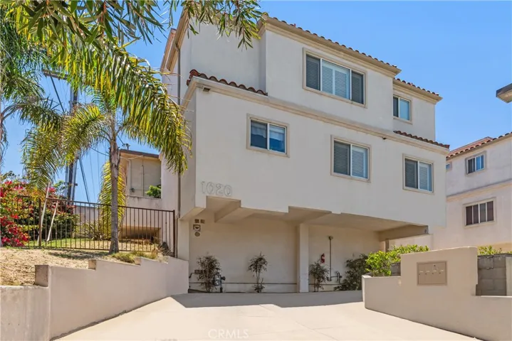 1020 Torrance Boulevard D, Redondo Beach, California 90277