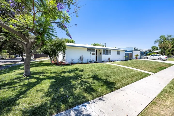 2501 Santa Ysabel Avenue, Fullerton, California 92831