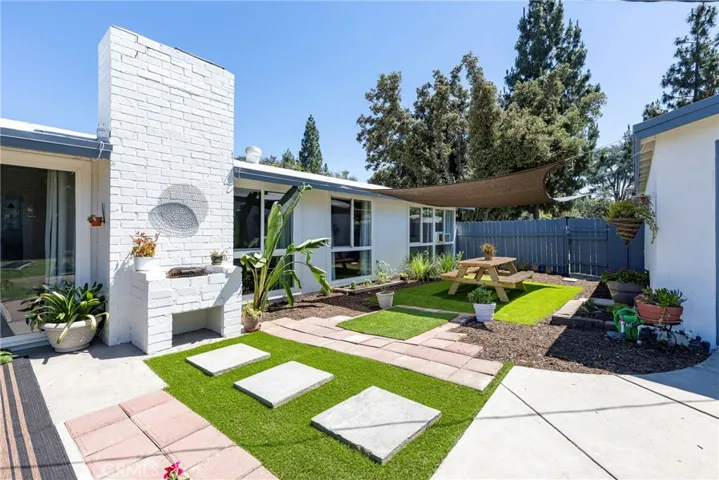 2501 Santa Ysabel Avenue, Fullerton, California 92831