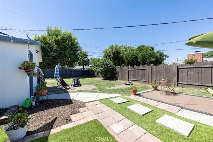 2501 Santa Ysabel Avenue, Fullerton, California 92831
