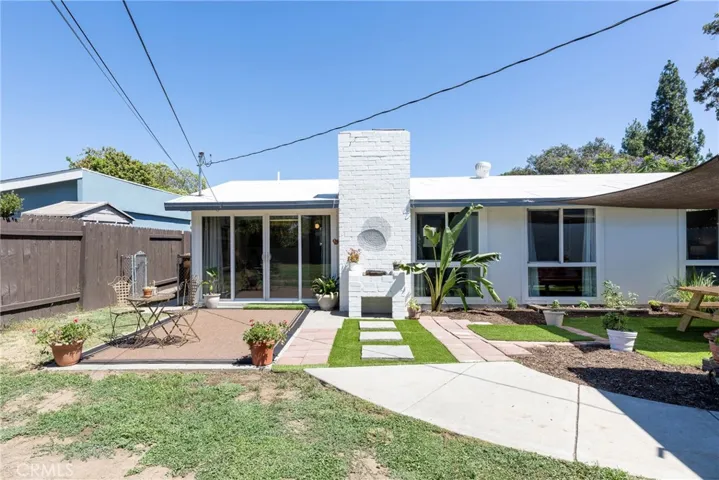 2501 Santa Ysabel Avenue, Fullerton, California 92831
