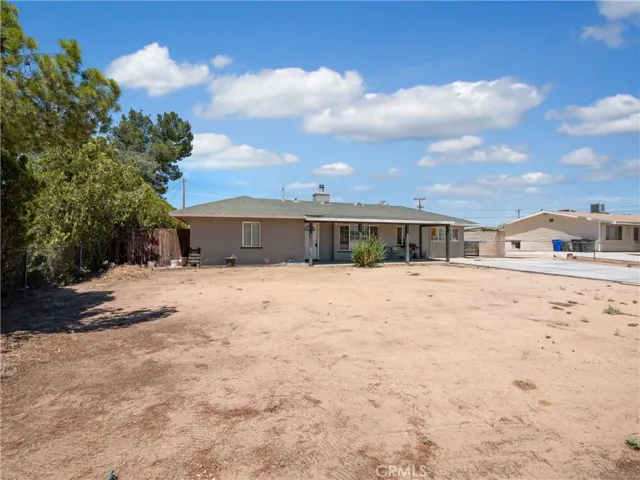 13910 Osage Road, Apple Valley, California 92307