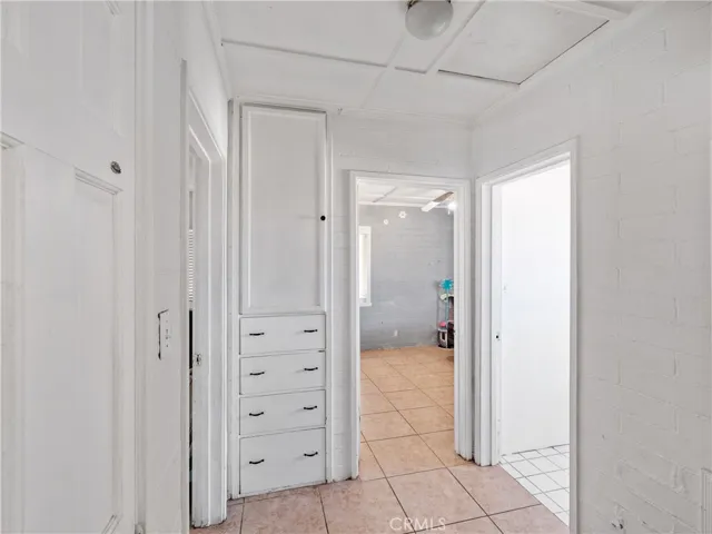 13910 Osage Road, Apple Valley, California 92307