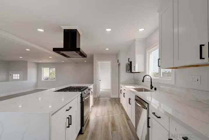 12112 Los Amigos Way, Lakeside, California 92040
