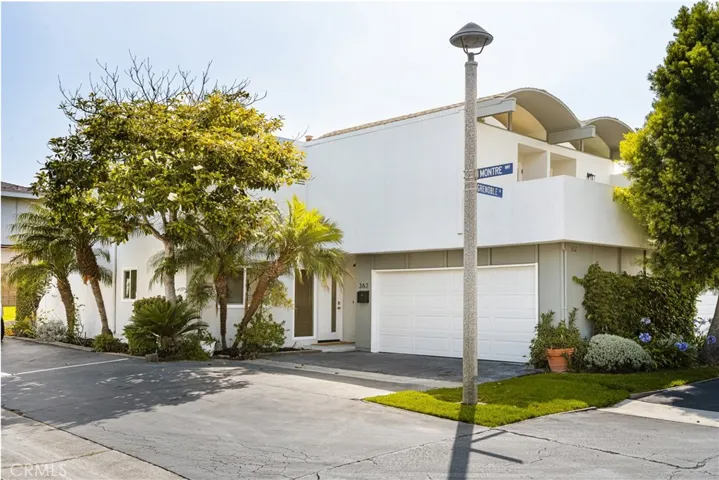 362 Grenoble Lane, Costa Mesa, California 92627