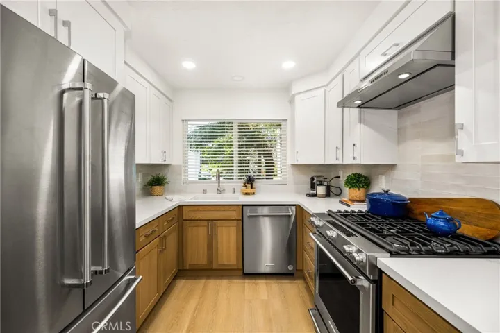362 Grenoble Lane, Costa Mesa, California 92627