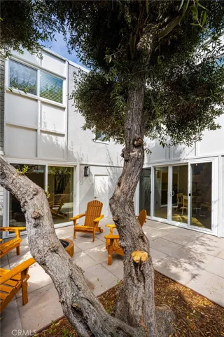 362 Grenoble Lane, Costa Mesa, California 92627