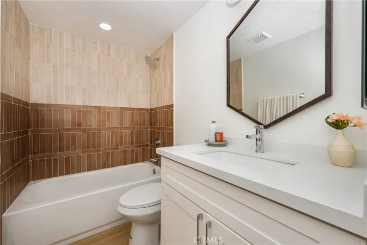 Upstairs Guest Bathroom