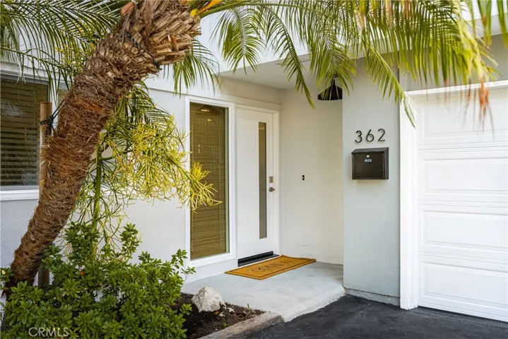 362 Grenoble Lane, Costa Mesa, California 92627