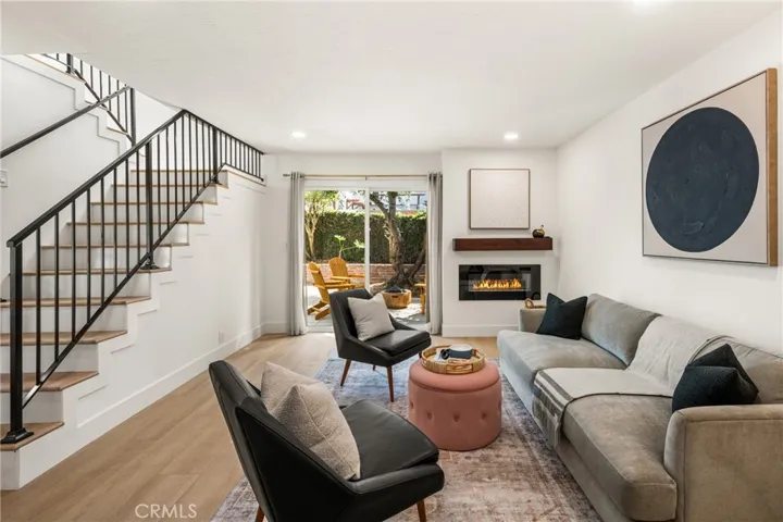 362 Grenoble Lane, Costa Mesa, California 92627