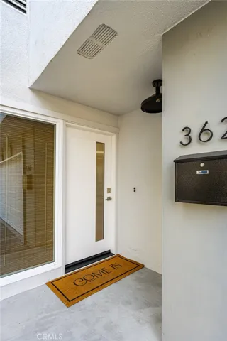 362 Grenoble Lane, Costa Mesa, California 92627