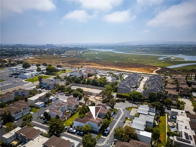 362 Grenoble Lane, Costa Mesa, California 92627