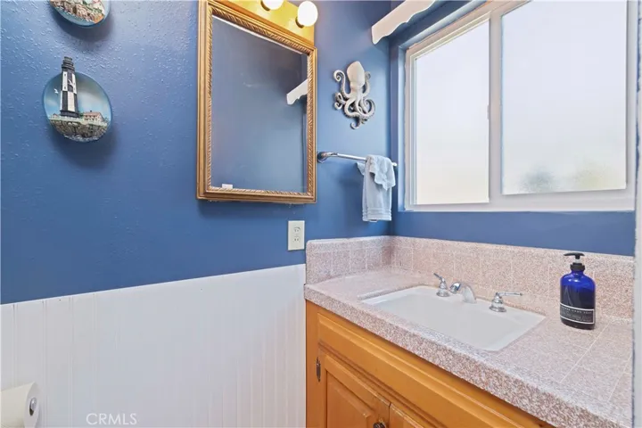 2292 N. Orange Grove Ave., Pomona, California 91767