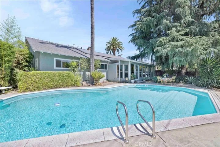 2292 N. Orange Grove Ave., Pomona, California 91767
