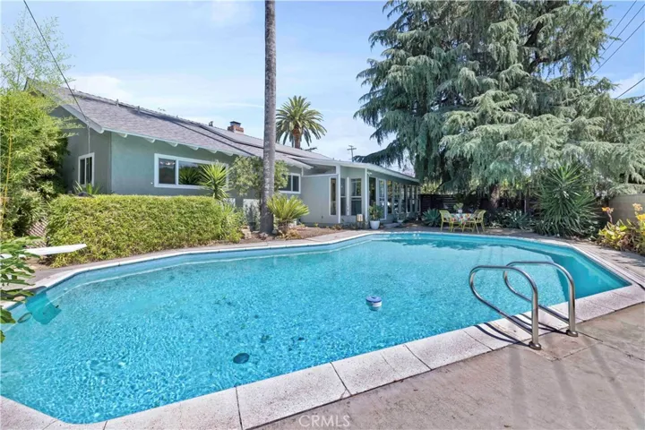 2292 N. Orange Grove Ave., Pomona, California 91767