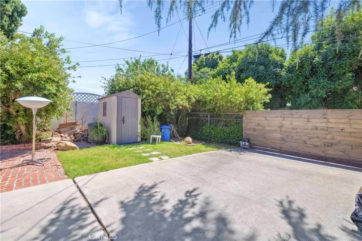 2292 N. Orange Grove Ave., Pomona, California 91767