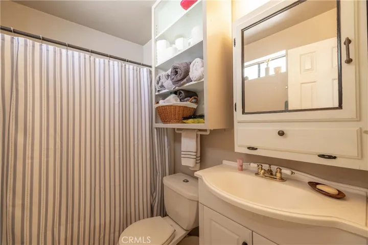 231 Sunset Lane, Sugarloaf, California 92386
