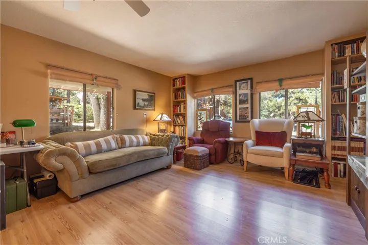 231 Sunset Lane, Sugarloaf, California 92386