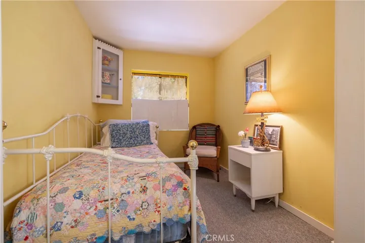 231 Sunset Lane, Sugarloaf, California 92386