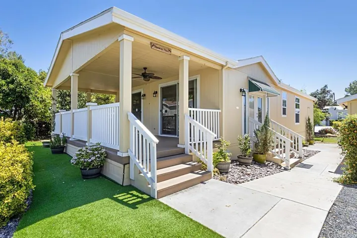 18218 Paradise Mountain Rd Spc 18 Space 18, Valley Center, California 92082