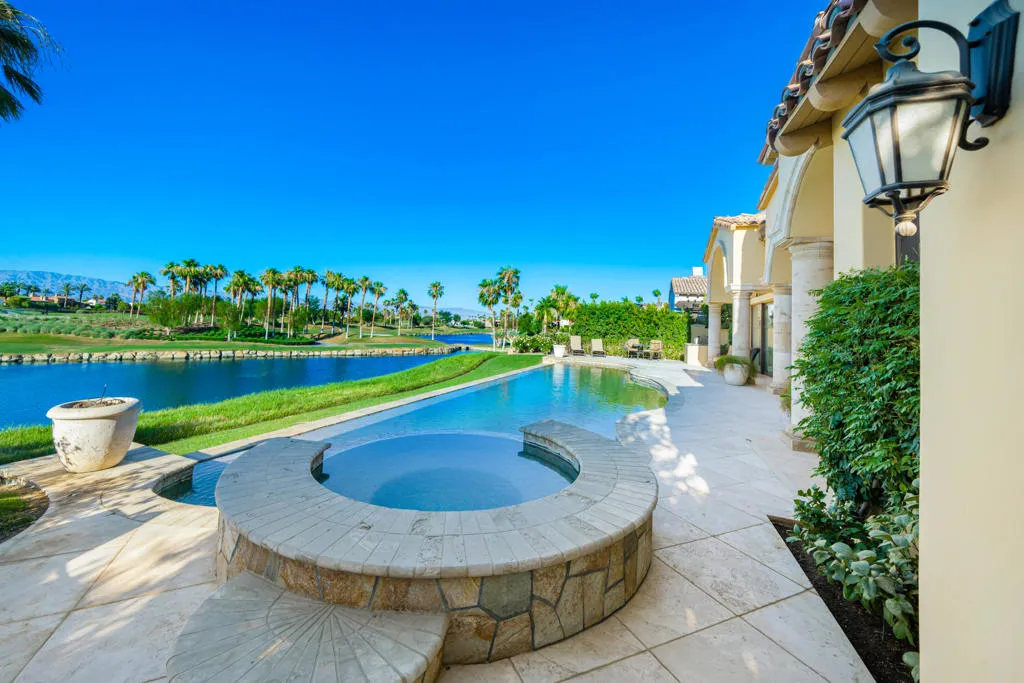 80614 Via Pessaro, La Quinta, California 92253 home-pic-21
