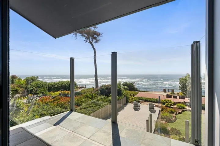180 Arbor Lane, Moss Beach, California 94038