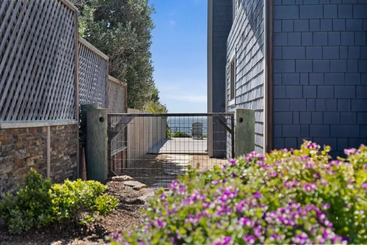 180 Arbor Lane, Moss Beach, California 94038