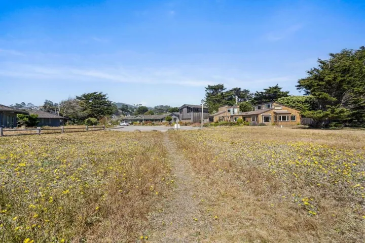 180 Arbor Lane, Moss Beach, California 94038