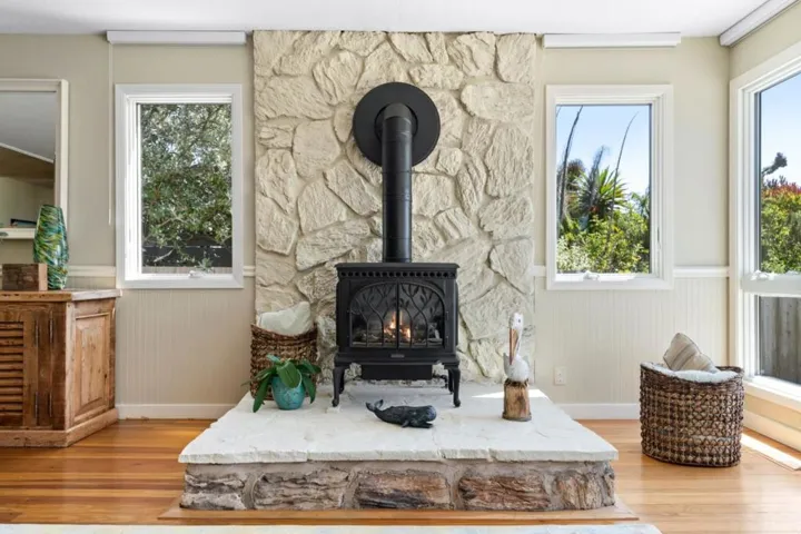 180 Arbor Lane, Moss Beach, California 94038