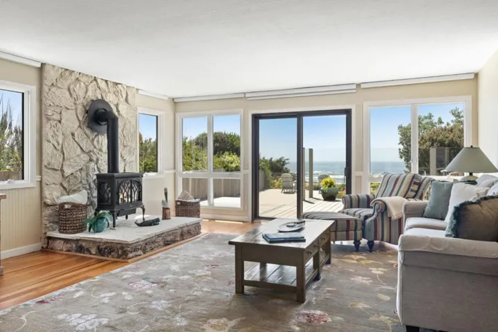 180 Arbor Lane, Moss Beach, California 94038