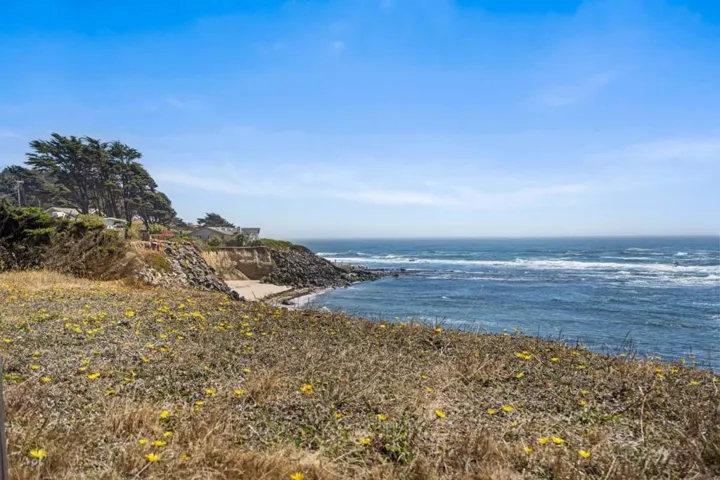 180 Arbor Lane, Moss Beach, California 94038