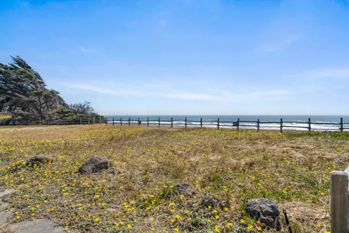 180 Arbor Lane, Moss Beach, California 94038