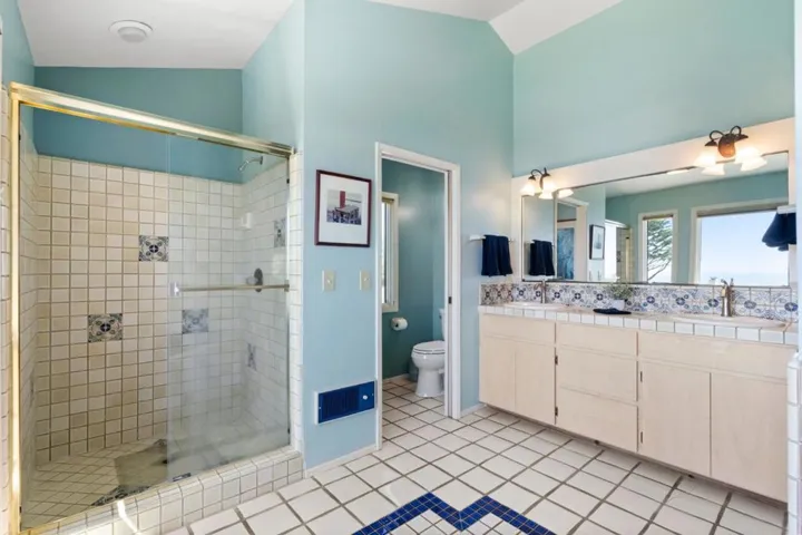 180 Arbor Lane, Moss Beach, California 94038