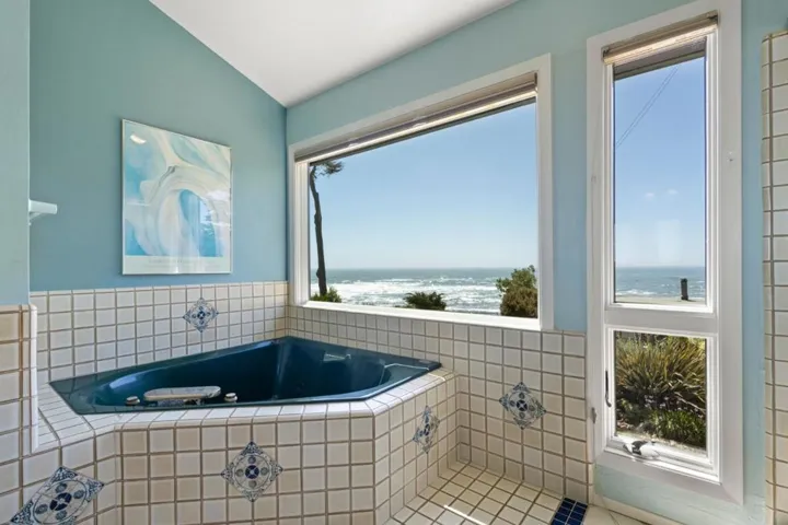 180 Arbor Lane, Moss Beach, California 94038