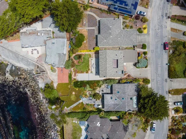 180 Arbor Lane, Moss Beach, California 94038