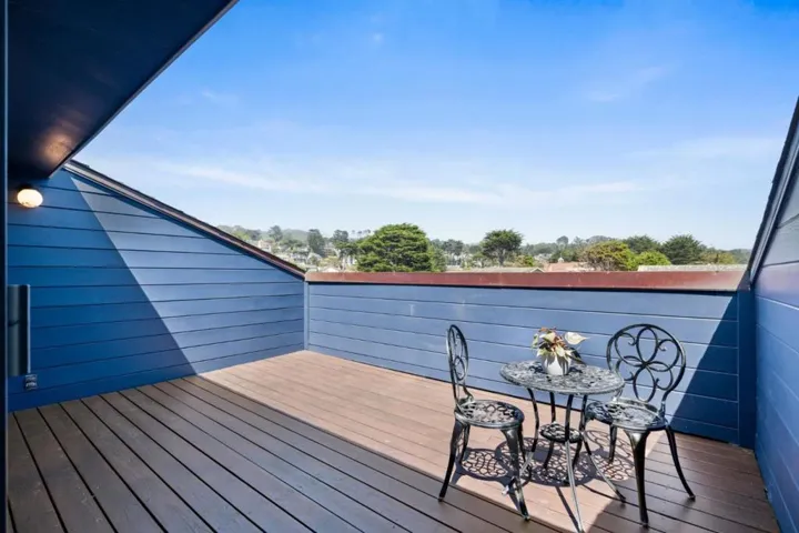 180 Arbor Lane, Moss Beach, California 94038