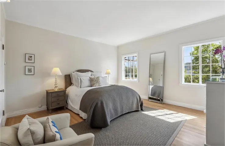 5301 Broadway Ter, Oakland, California 94618
