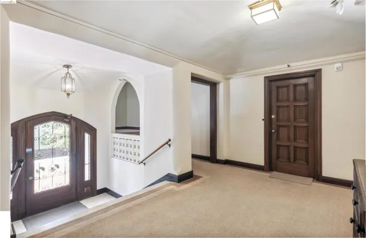 5301 Broadway Ter, Oakland, California 94618